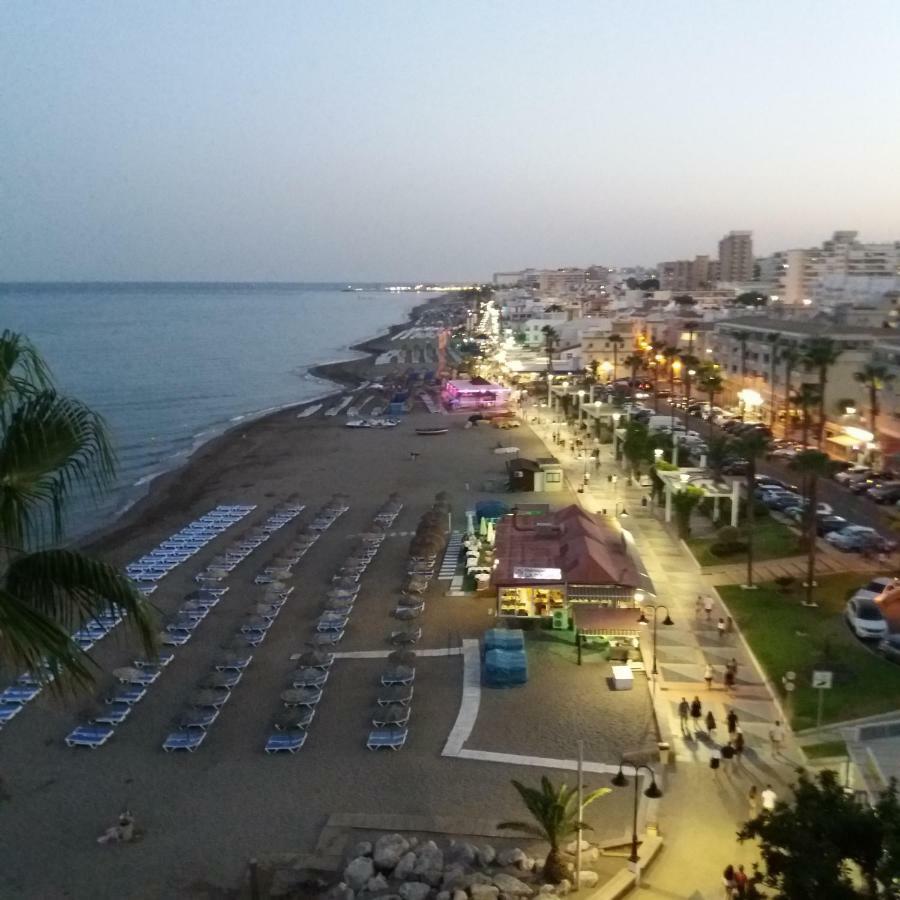 Sea Front Studio With Spacious Balcony Santa Clara Torremolinos Buitenkant foto