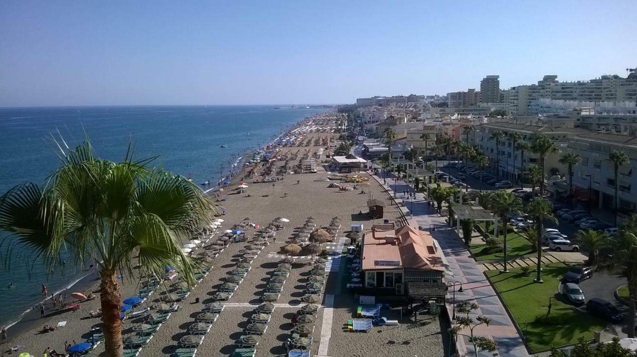 Sea Front Studio With Spacious Balcony Santa Clara Torremolinos Buitenkant foto