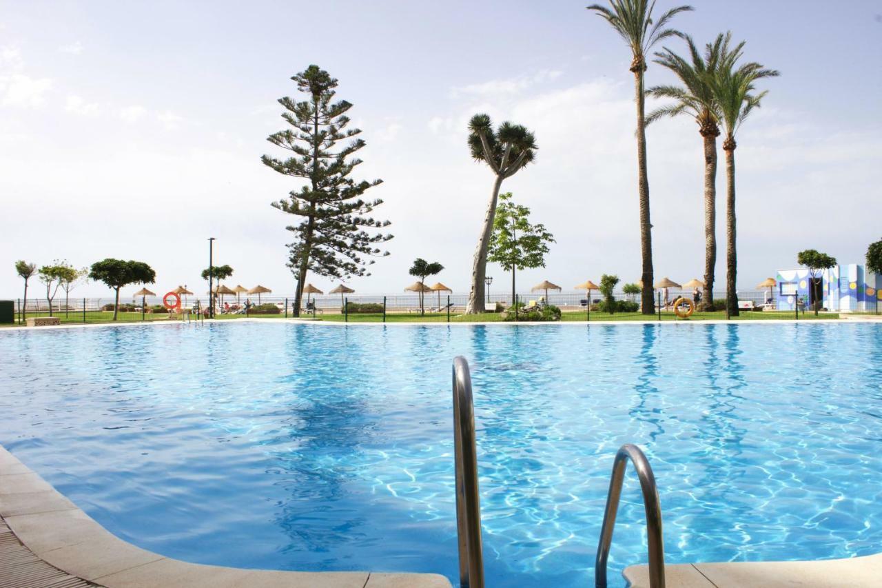 Sea Front Studio With Spacious Balcony Santa Clara Torremolinos Buitenkant foto